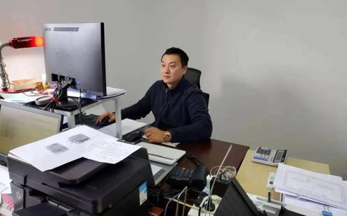 10個(gè)團(tuán)隊(duì) 10名個(gè)人受表彰,是因?yàn)? class=