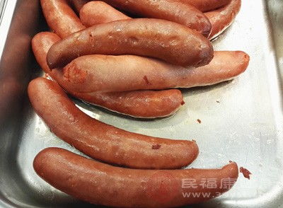 南通口岸嚴(yán)把國(guó)門防線，首次從外籍船員行李中截獲違禁肉類制品